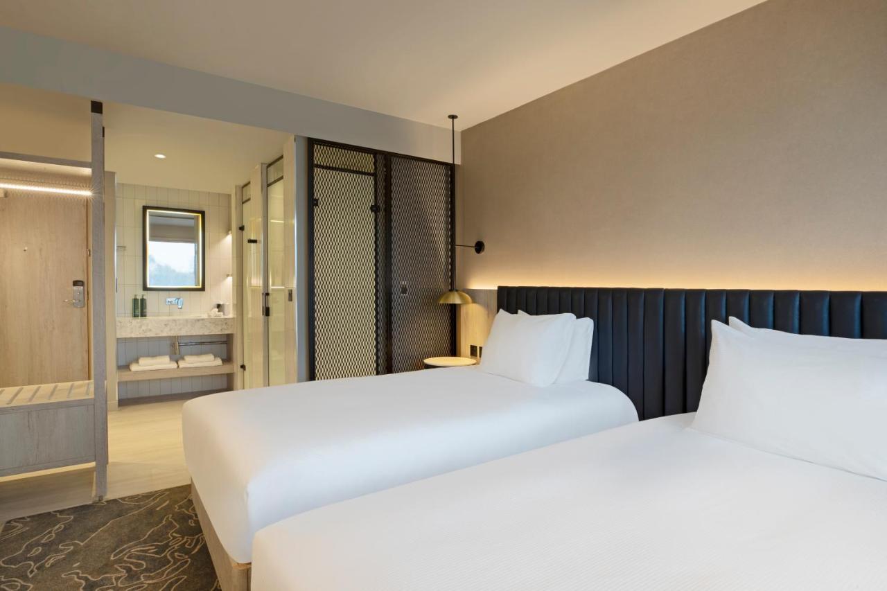 Hilton Garden Inn Peterborough City Centre Buitenkant foto