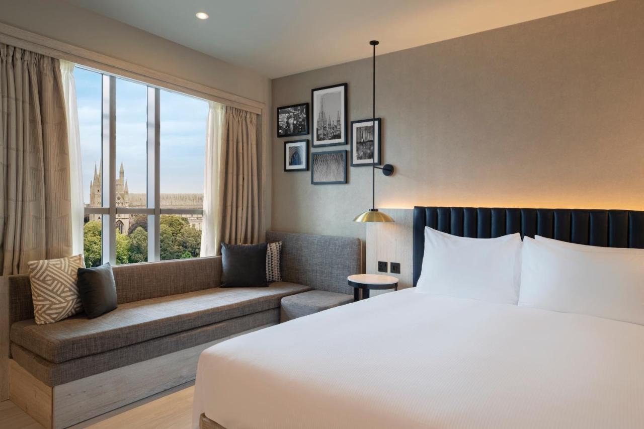 Hilton Garden Inn Peterborough City Centre Buitenkant foto